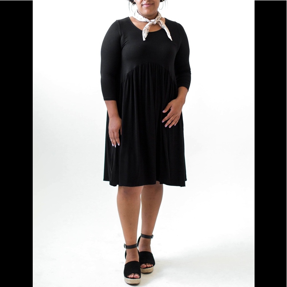Agnes & Dora Muse Midi Dress